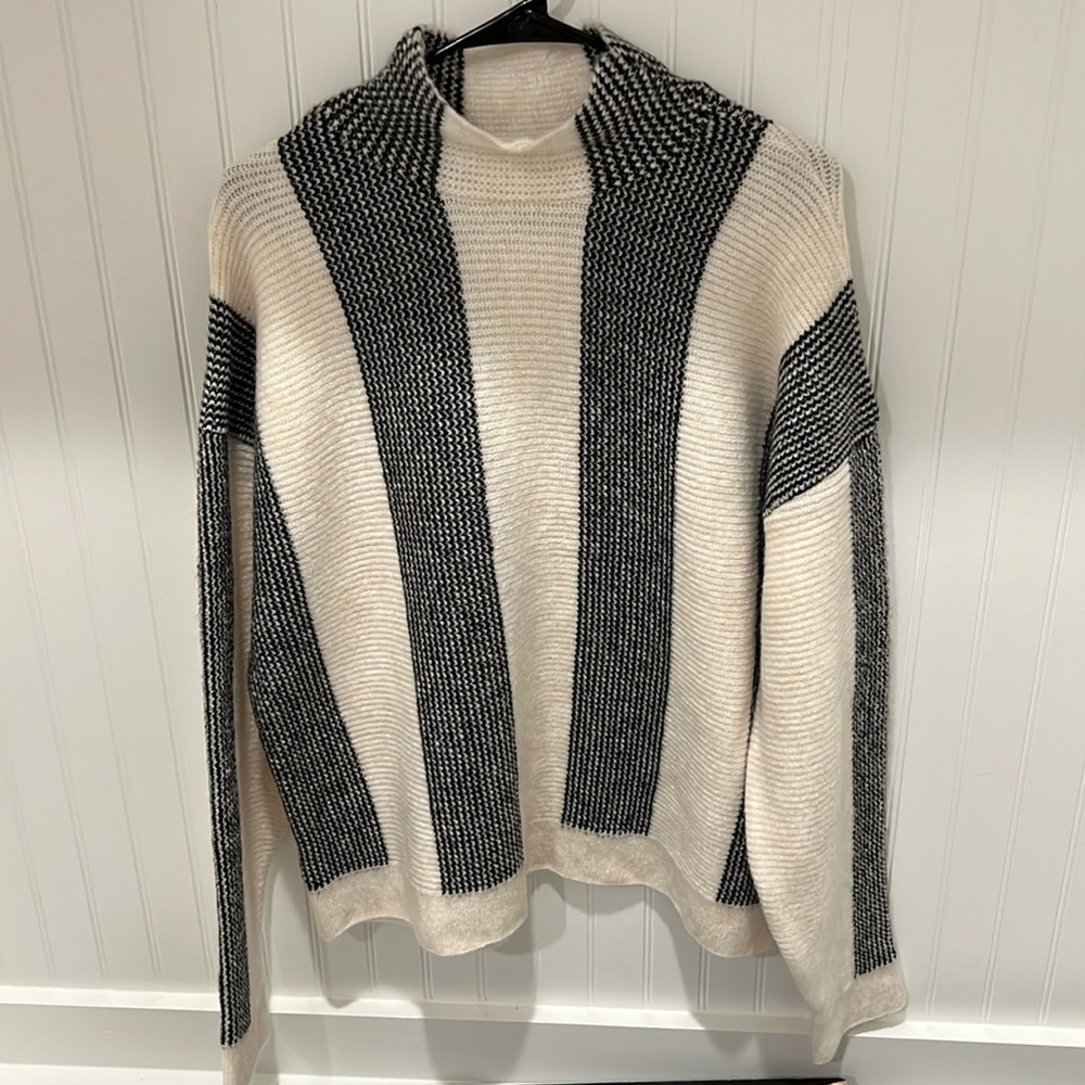 Anthropologie Never Worn XL Sweater